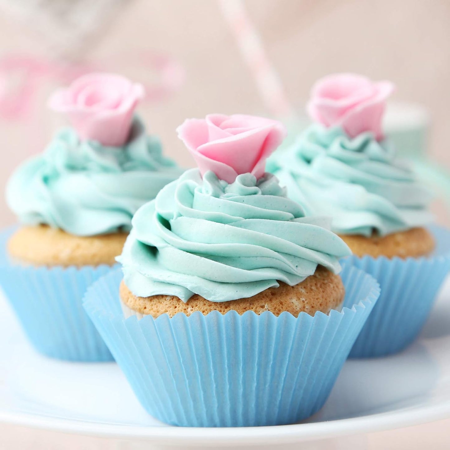 Standard Size Baking Cups Food-Grade Greaseproof Paper Cupcake Liners 200 Pcs (Natural)