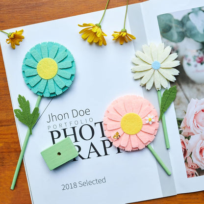 SUNBEAUTY 4PCS Honey Bee Honeycomb Centerpieces Decorations Yellow Bee Honeycomb Table Centerpieces with Sunflower Stickers for Baby Shower Birthday Gender Reveal Birthday Decoration
