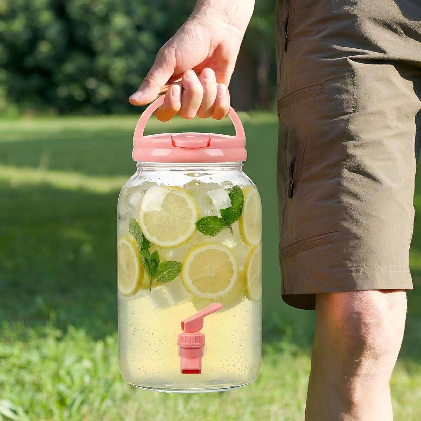 Havawish 2 Pcs 1 Gallon Plastic Beverage Dispenser with Spigot Clear Summer Kitchen Fridge Drink Dispenser for Parties Lemonade Juice Tea Beer Cold Water (Red,Cylinder)