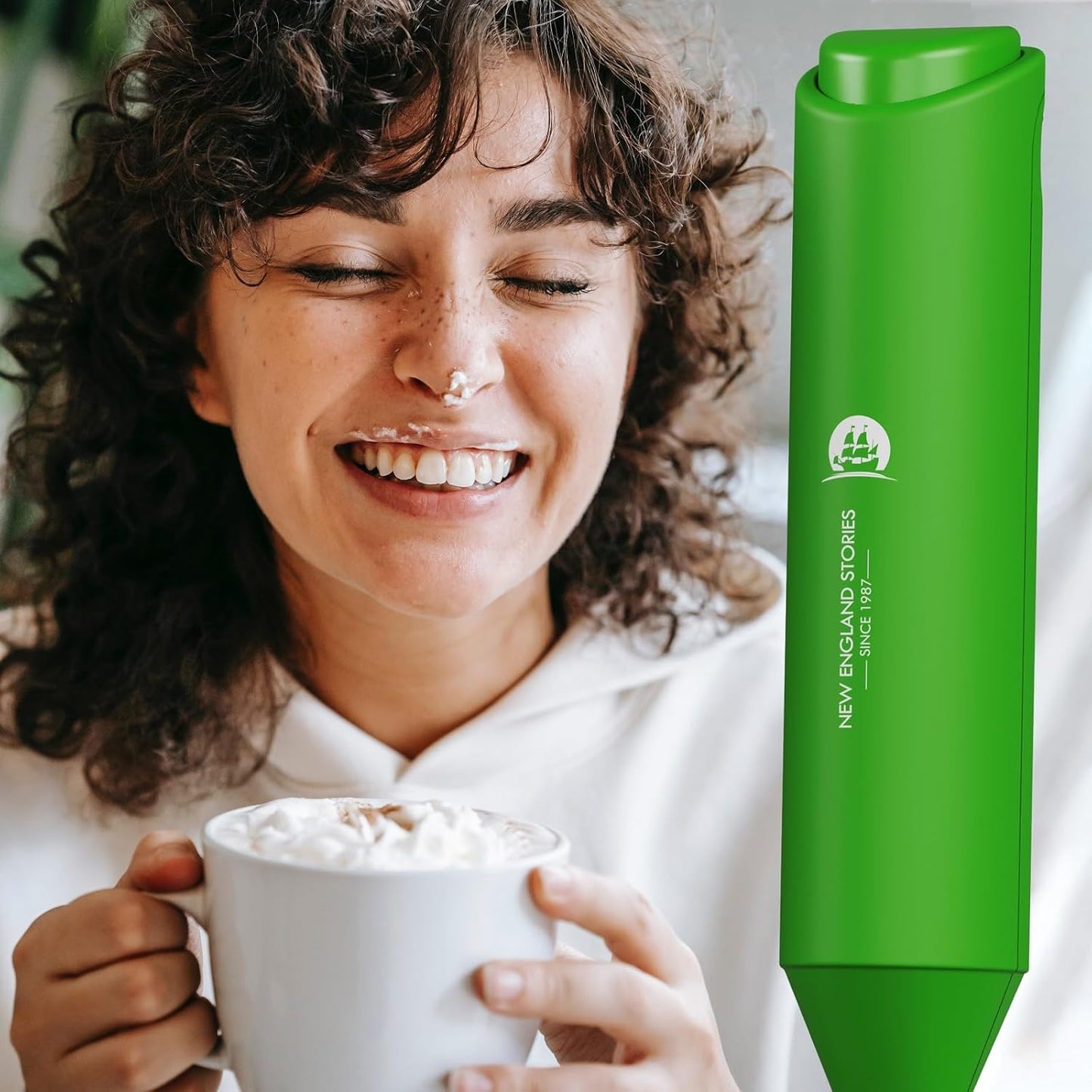 Powerful Milk Frother Wand - Mini Handheld Milk Frother with Stainless Steel Whisk - Battery-Powered Drink Mixer for Coffee, Lattes, Cappuccinos, Matcha - Coffee Enthusiasts Gift - Black