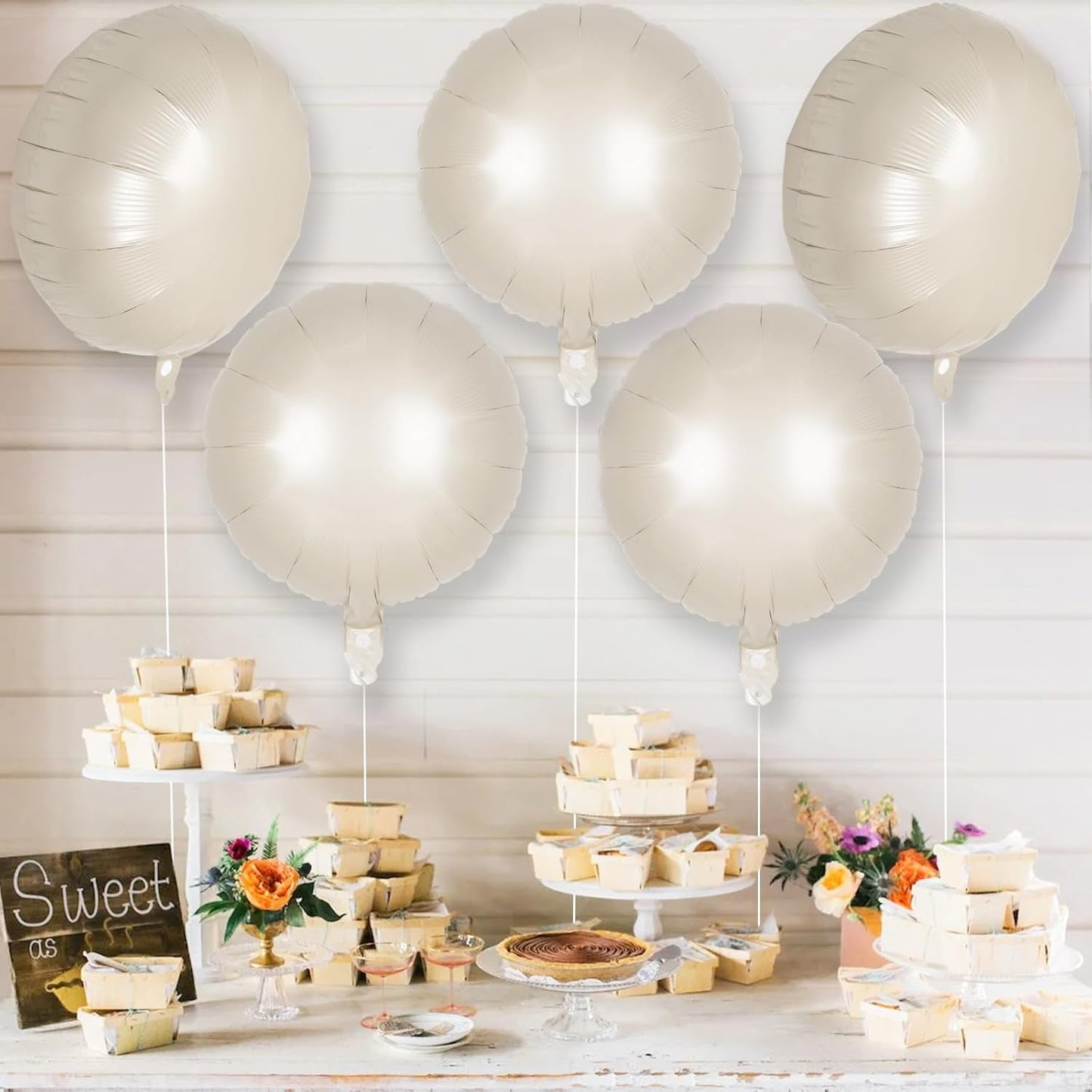 20 Pcs Black Round Shaped Balloons,18 Inch Round Foil Balloon,Giant Round Mylar Balloon Helium Balloons for Birthday Party Baby Shower Wedding Decorations (Black)