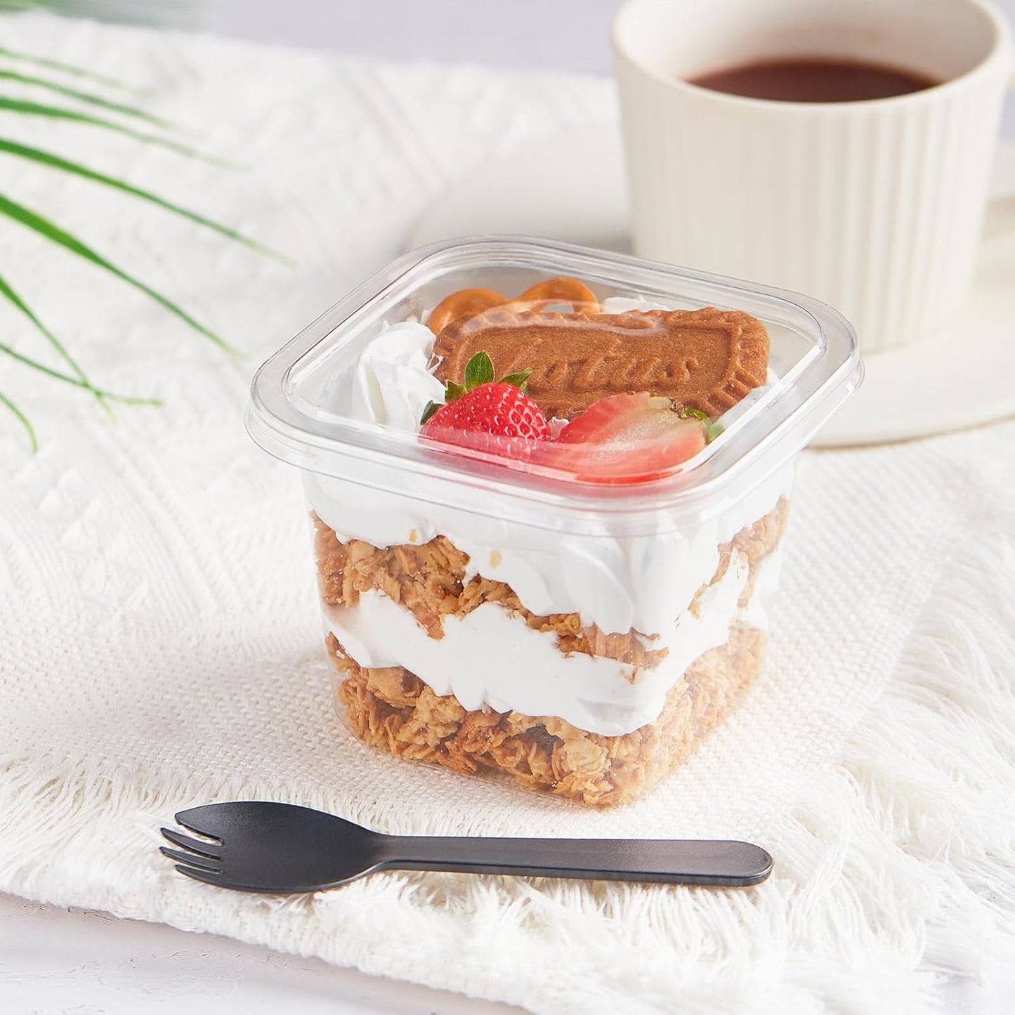 Kucoele 50 Pack 8 oz Plastic Dessert Cups with Lids and Sporks, Clear Square Cake Cups Dessert Containers for Pudding Parfait Fruit Yogurt and Shortcake