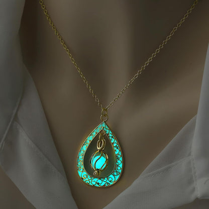 EEQQBZ Glow in The Dark Silver Teardrop shape necklace,Fantasy Glowing Jewelry Charm