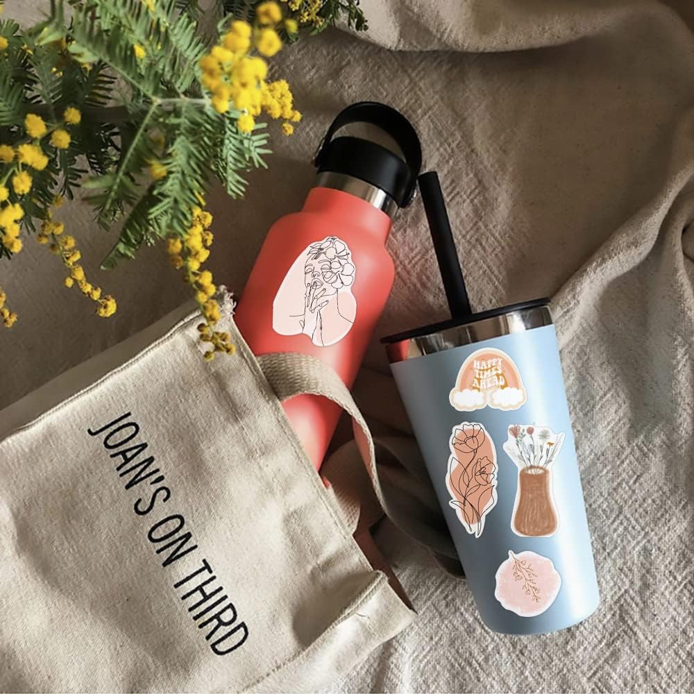 200Pcs Water Bottle Stickers for Kids, Cute Stickers for Water Bottles, Vinyl Waterproof Aesthetic Laptop Sticker Pack Classroom Prizes Skateboard for Kids Teens Girls Students (Cute-200pcs)