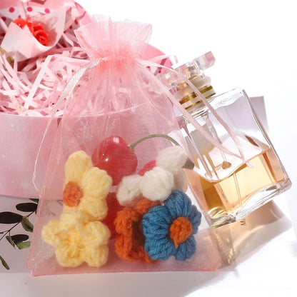 Hopttreely 100PCS Premium Sheer Organza Bags, White Wedding Favor Bags with Drawstring, 4x4.72 Jewelry Gift Bags for Party, Jewelry, Christmas, Mother's Day, Festival, Bathroom Soaps, Makeup Organza Favor Bags