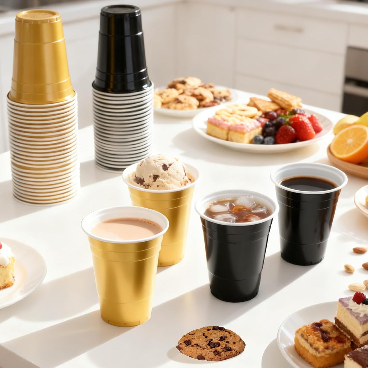 GGOLDMER 50 Pack 16oz Plastic Party Cups - Black and Gold Disposable Plastic Cups Graduation Cup for Cold Drinks, Halloween, Party, Weddings, Birthdays, Picnic, Holiday