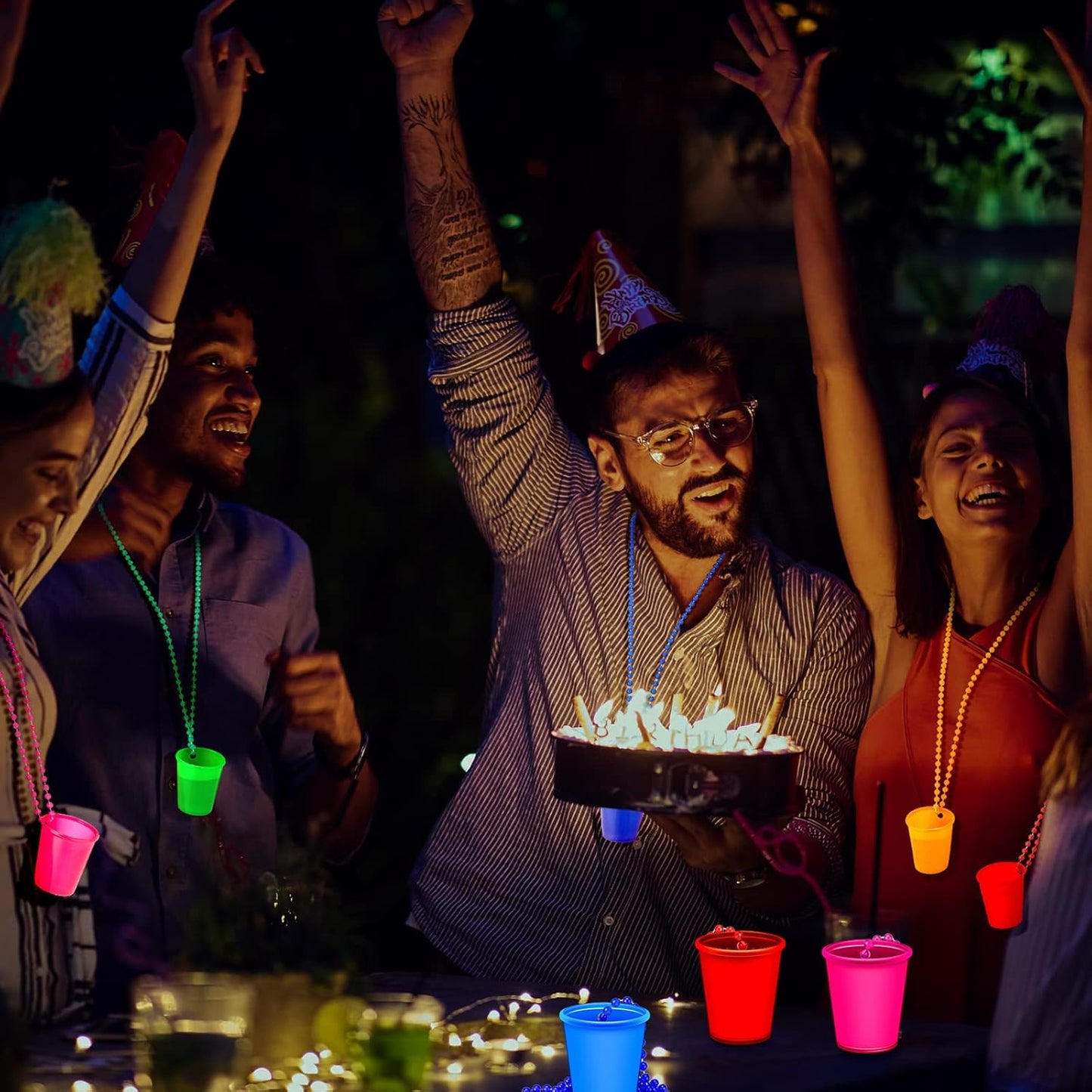 Sureio 24 Pieces Shot Glass Necklaces Light Up Necklace Shot Glasses Glow in the Dark Neon Plastic Shot Necklace Cups on Beaded for Halloween Christmas Wedding Glowing Party Favor, 6 Colors