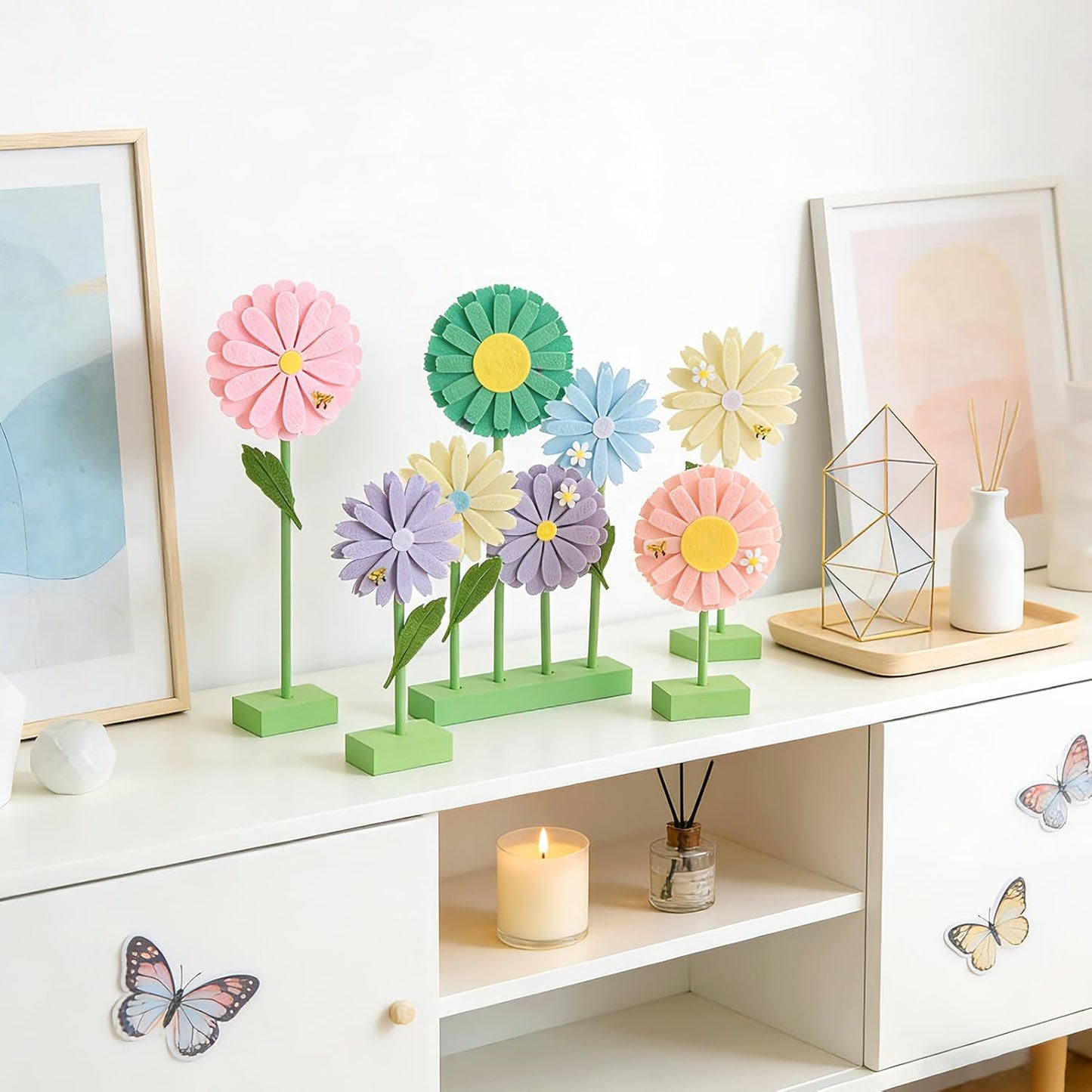 SUNBEAUTY 4PCS Honey Bee Honeycomb Centerpieces Decorations Yellow Bee Honeycomb Table Centerpieces with Sunflower Stickers for Baby Shower Birthday Gender Reveal Birthday Decoration