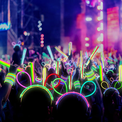 SHQDD 100 Glow Sticks Bulk Party Pack, 8” Neon Glow Sticks, DIY Glowsticks with Connectors Bracelets & Necklaces, Glow in the Dark Party Supplies for Kids, Adults, Parties, Halloween & New Year