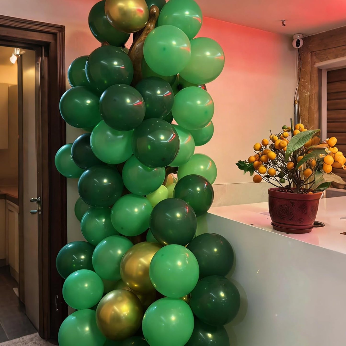 Navy Blue Gold Balloons Garland Kit, 120 pcs Navy and Gold Confetti White Balloons Arch for Graduation Birthday Party Baby Shower DIY Decoration
