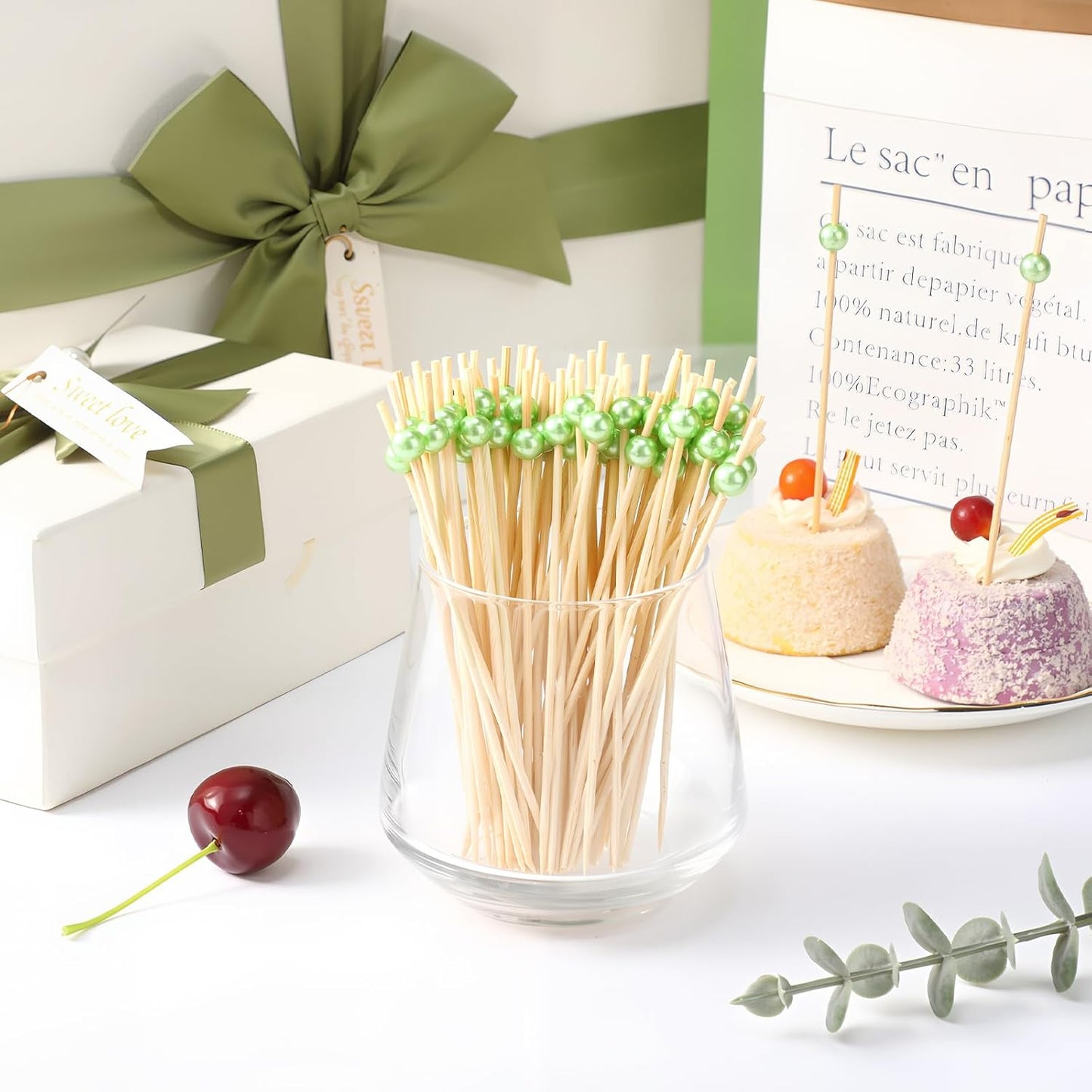 Reallnaive 600 Pcs Cocktail Pick Pearl Fancy Toothpick for Appetizer 4.7 Inch Long Skewer for Drink Fruit Food Bamboo Stick Wedding Bridal Shower Decoration Charcuterie Accessories (White)