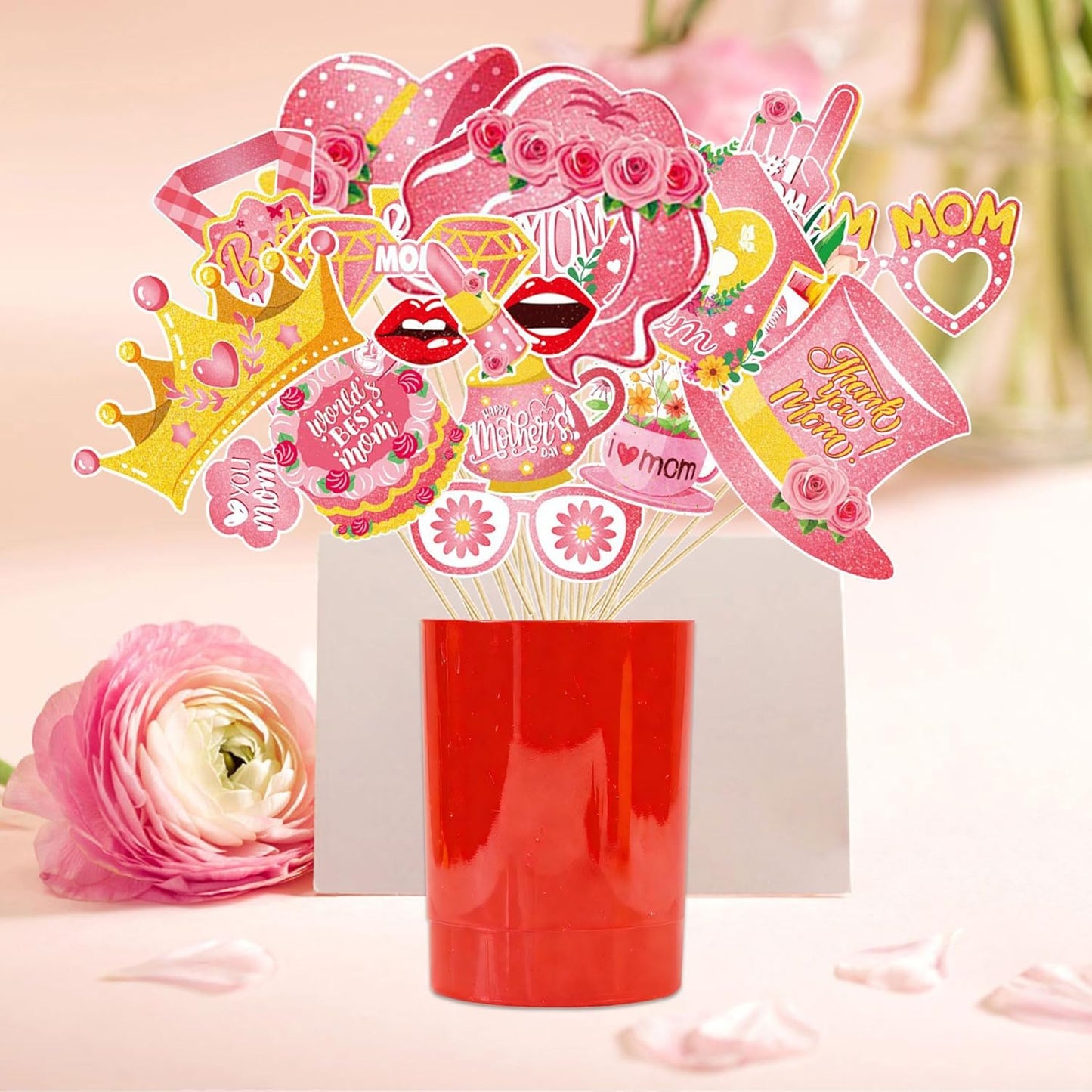 Happy Mother's Day Photo Booth Props and Selfie Frame Set, 30Pcs Best Mom Ever Party Photo Props with 1Pc Selfie Frame for Mother's Day Decoration Mom's Birthday Party Supplies Gifts