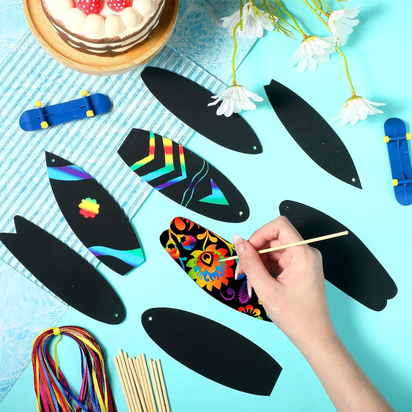 Libima 36 Pcs Summer Surfboard Scratch Cards Rainbow Art Paper for Ornament Mini Surfboard Card Decor Scratch Bookmarks Beach Party Favor DIY Classroom Birthday Gift, 6 Styles
