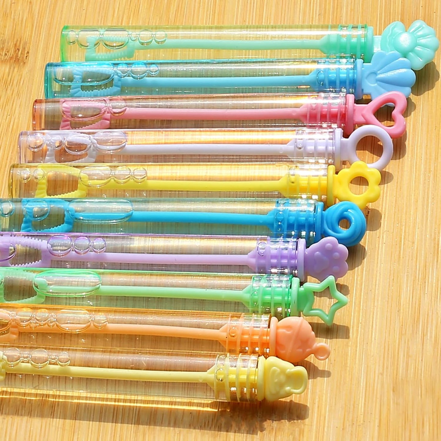 Bubble Party Favors for Kid, 30 Pack Mini Bubbles Bulk with Gift Box, Pastel Bubble Wand Sticks Toy for Party Supplies, Birthday, Wedding Decorations, Goody Bag Fillers Stuffers, Carnival Prizes