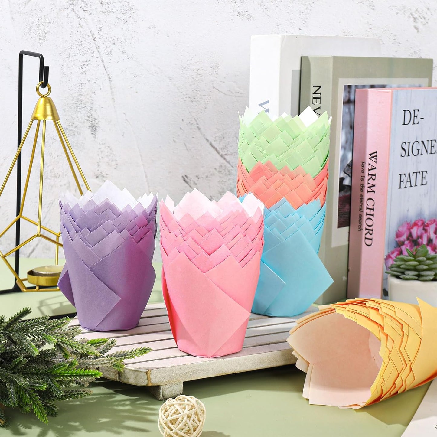 FYSUIMU 180Pcs Sage Green Tulip Cupcake Liners Gradient Green Muffin Baking Cups Cupcake Wrappers for Wedding Bridal Shower Spring Holiday Party Supplies