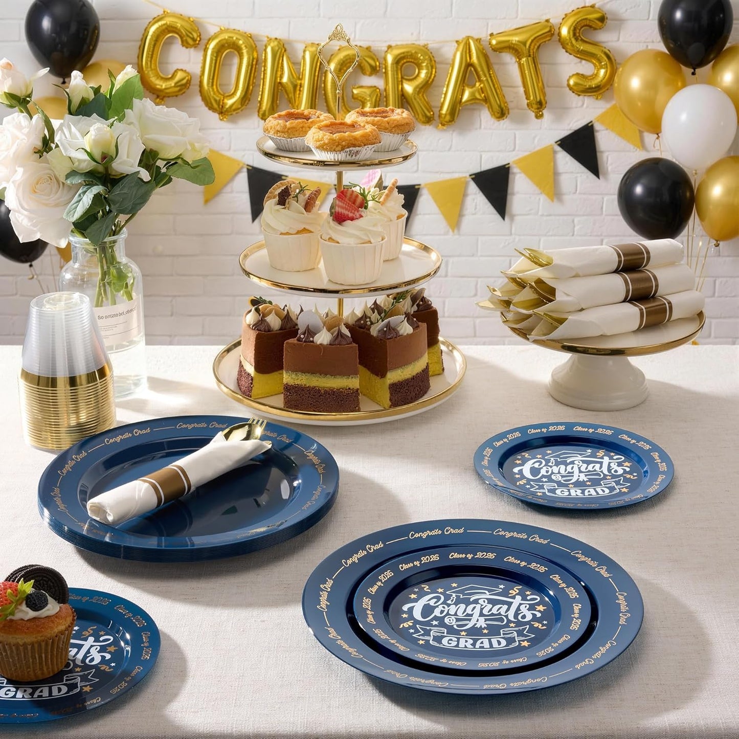 Goodluck 350 Piece Silver Plastic Dinnerware Set for 50 Guests, Fancy Disposable Plates for Party, Include: 50 Dinner Plates, 50 Dessert Plates, 50 Pre Rolled Napkins with Silver Silverware, 50 Cups
