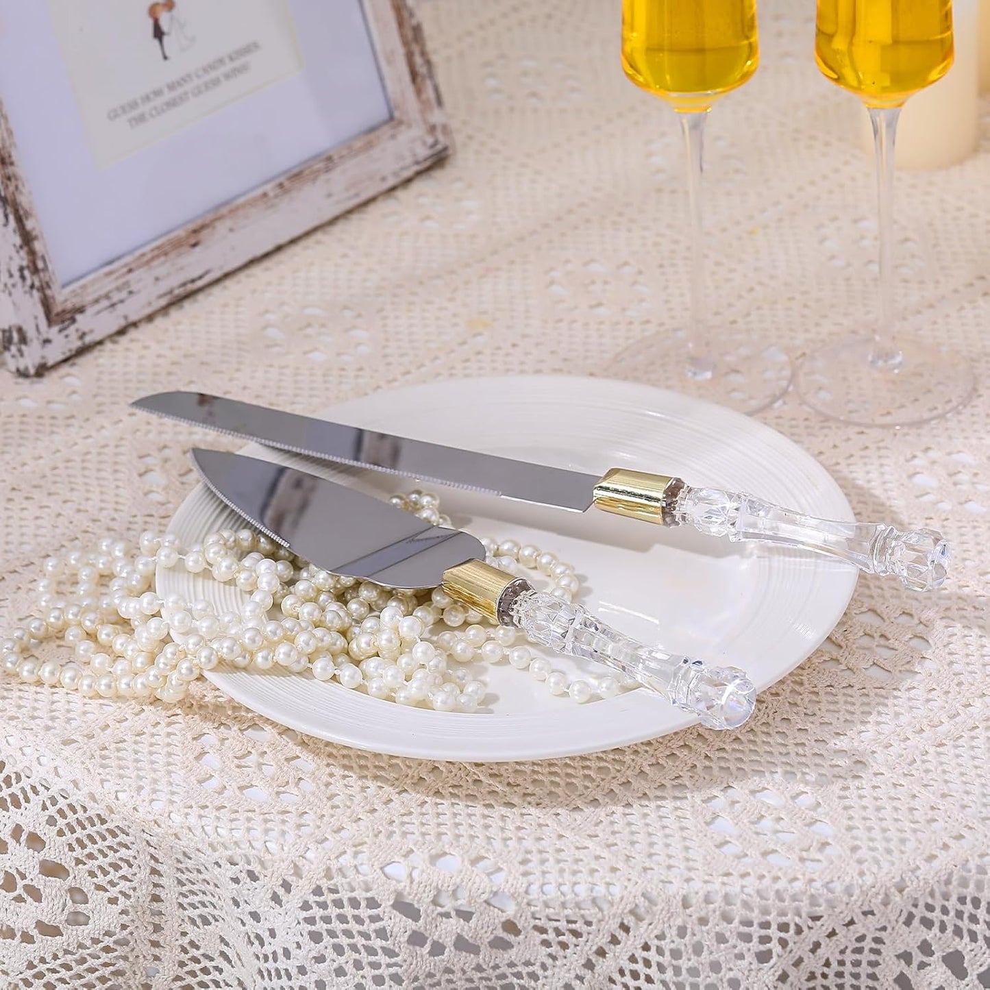 Boao 4 Pieces Wedding Toasting Flutes and Cake Server Set Wedding Reception Supplies Champagne Glasses Cake Knife Pie Server (Gold,Classic)