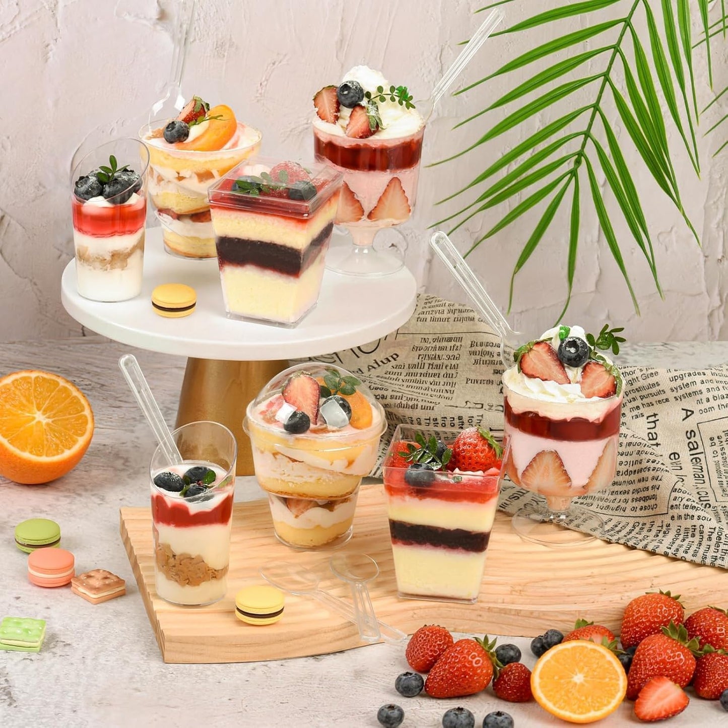 400-Pack 5 oz Dessert Cups with Lids and Spoons, Clear Plastic Parfait & Yogurt Cups, Mini Shooter Cups for Parties, Ice Cream, Pudding, Fruit | Square Appetizer Containers