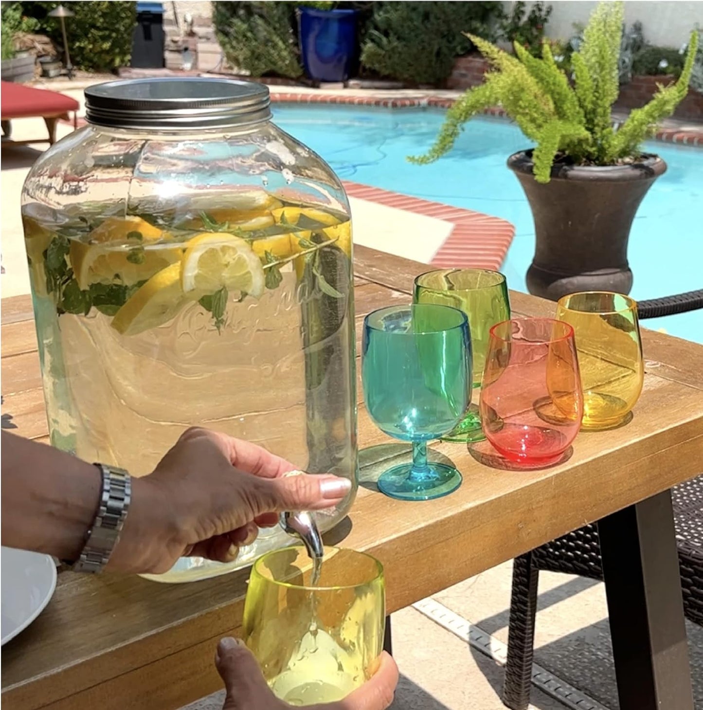 Lily's Home - 2 Gallon Beverage Dispenser with Lid and Spigot (Set of 2), BPA Free, Plastic Drink Dispenser for Water, Iced Tea, Juice, Lemonade - Party, Wedding, Event & Lemonade Stand Essentials