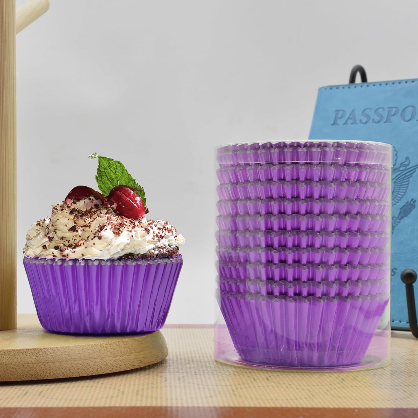 200 Pcs Gold Foil Cupcake Liners Standard Baking Cups Muffin Paper Cases