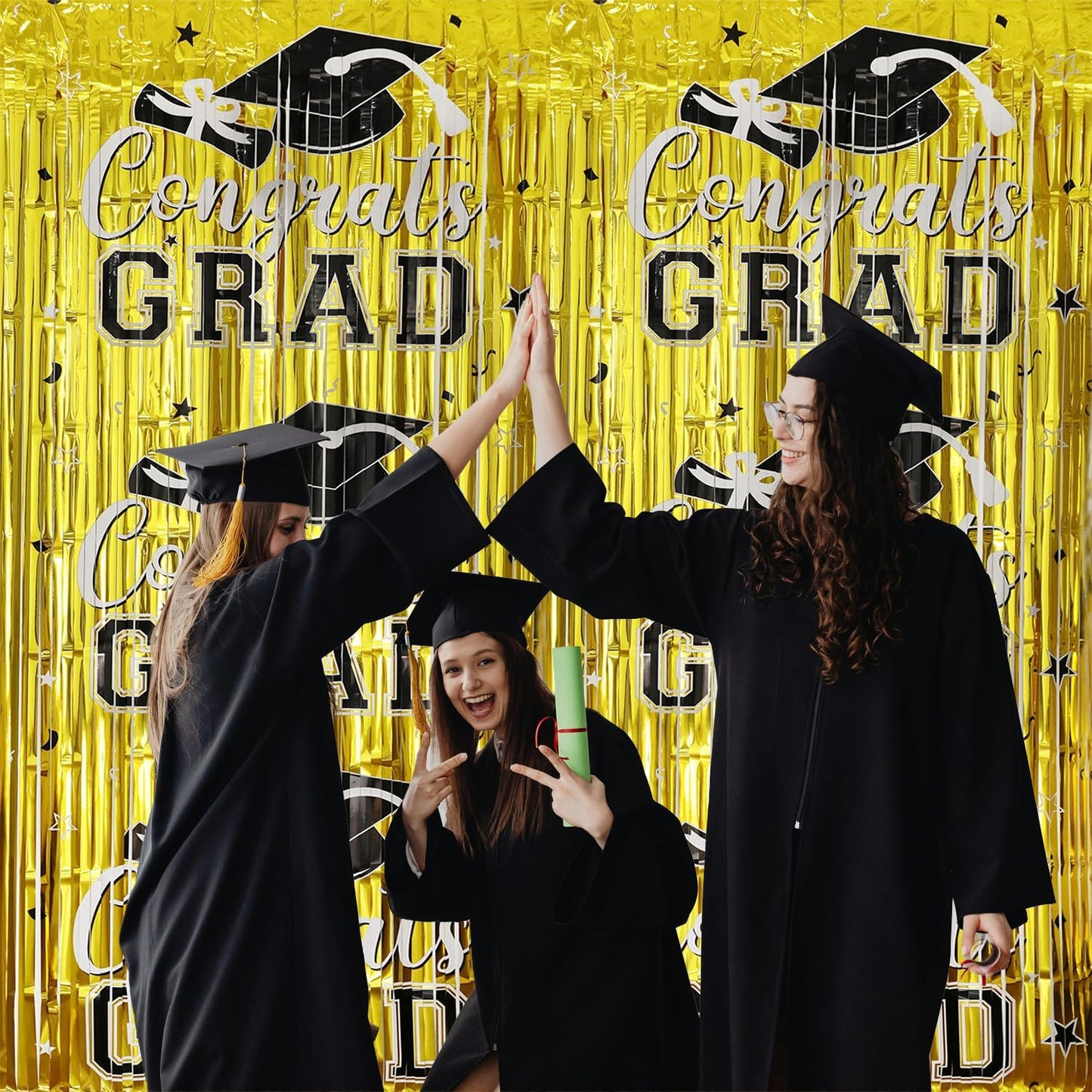 Gradution Party Suppiles Backdrop Decoration 2026, Claas of 2026 Streamer Tinsel Foil Fringe Curtains, Photo Booth Prop Backdrop, Black Grad Photo Backgrounds