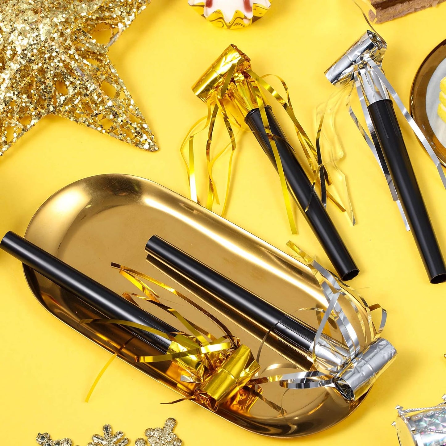 Skylety 18 Party Blower Noisemakers Glitter Birthday Noise Maker Squawkers Blowouts Whistles Fringed for Sport Events Musical Blowouts for Wedding 2026 Grad Party Supplies (Gold)