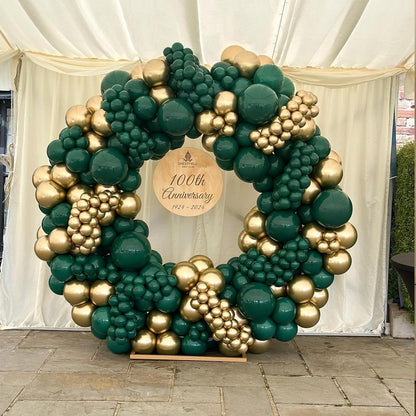 Black and Gold Balloons Garland Arch Kit, 134pcs Black and Metallic Gold Balloons with Different Size for 2026 Graduation Decorations, New Year, Birthday, Anniversary Party Decorations