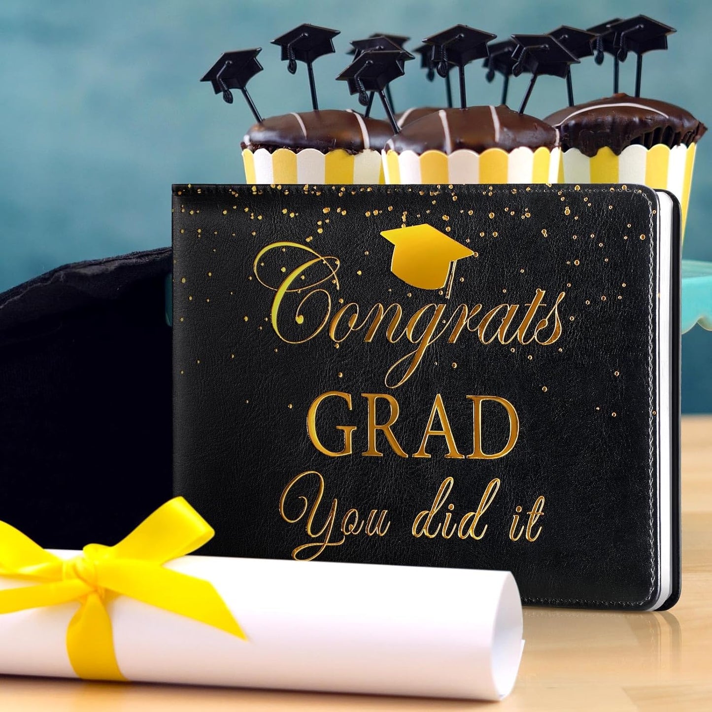 Frienda 2026 Graduation Guest Book Leather Guest Sign in Book with Pen Graduation Party Favors Congratulation Graduates Signature Books(Class of 2026,Black, Gold)