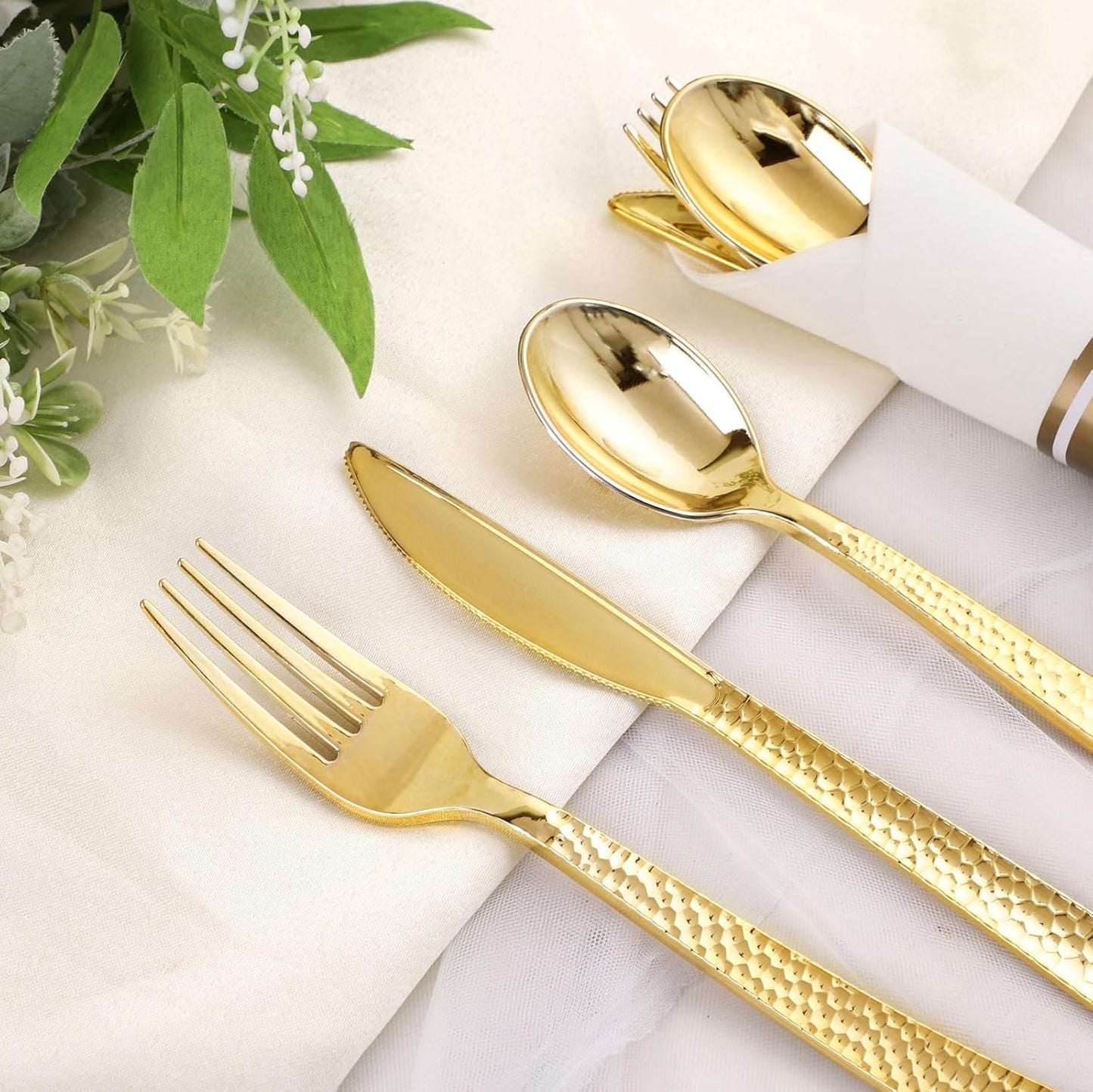 Supernal 180Pcs Silver Plastic Silverware Set, Elegant Hammered Design Heavy Duty Disposable Cutlery, Includes 60 Forks, 60 Knives, 60 Spoons,Silver Plastic Utensils for Wedding, Parties,Events