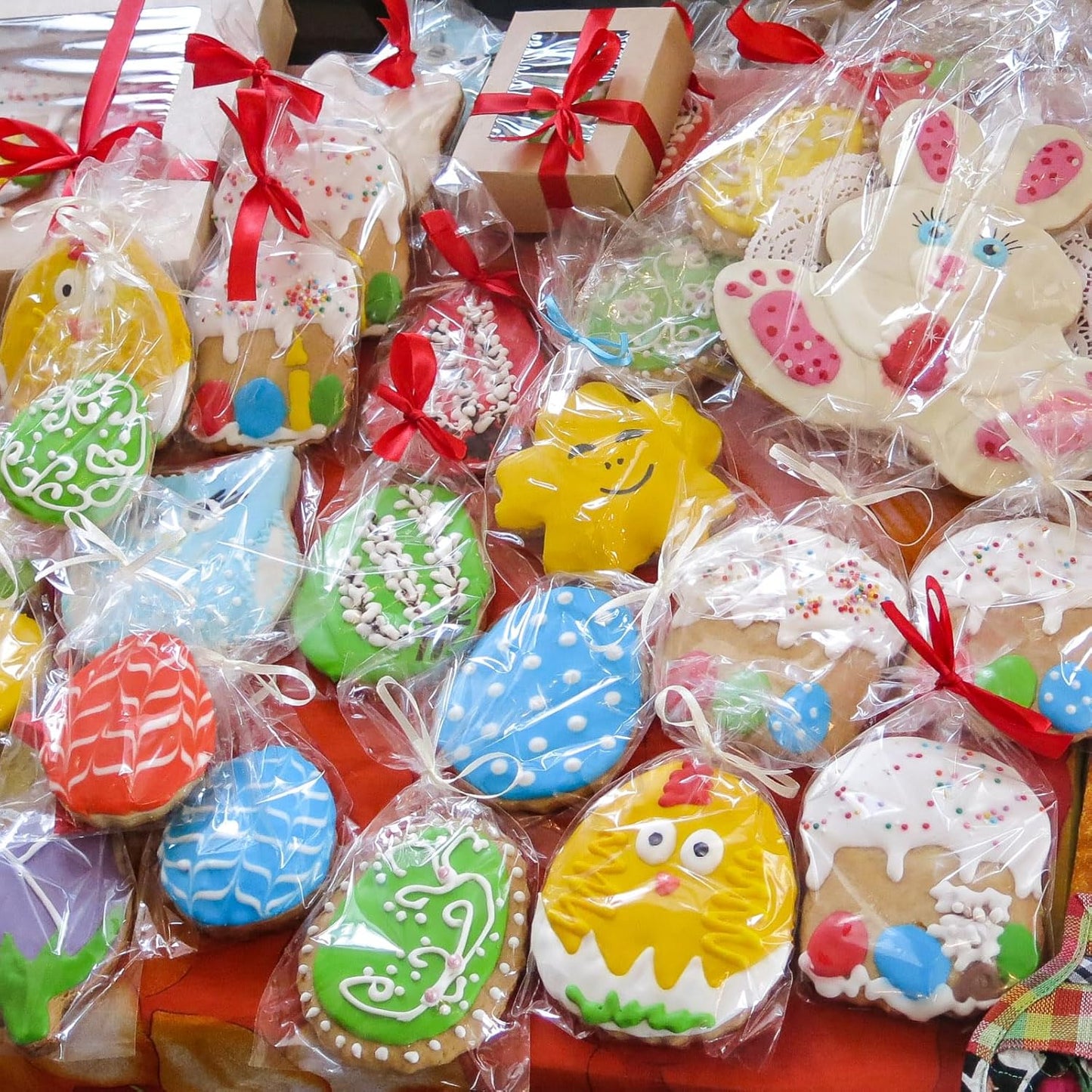 Clear Candy Bags 100pcs 6X10 Cellophane Treat Bag Party Favor Goodie Cake Pop Gift Apple Cello for Gift Baskets Bakery Cookie with Ties