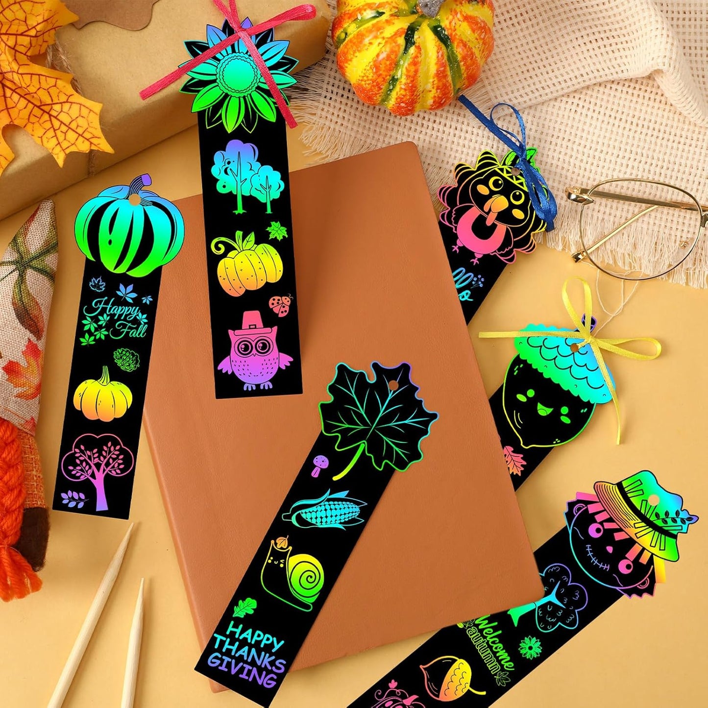 JUNEBRUSHS 30Pcs Ocean Crafts, Rainbow Magic Ocean Animals Scratch Bookmarks Under The Sea Party Favors Games for Activities Summer Arts and Crafts