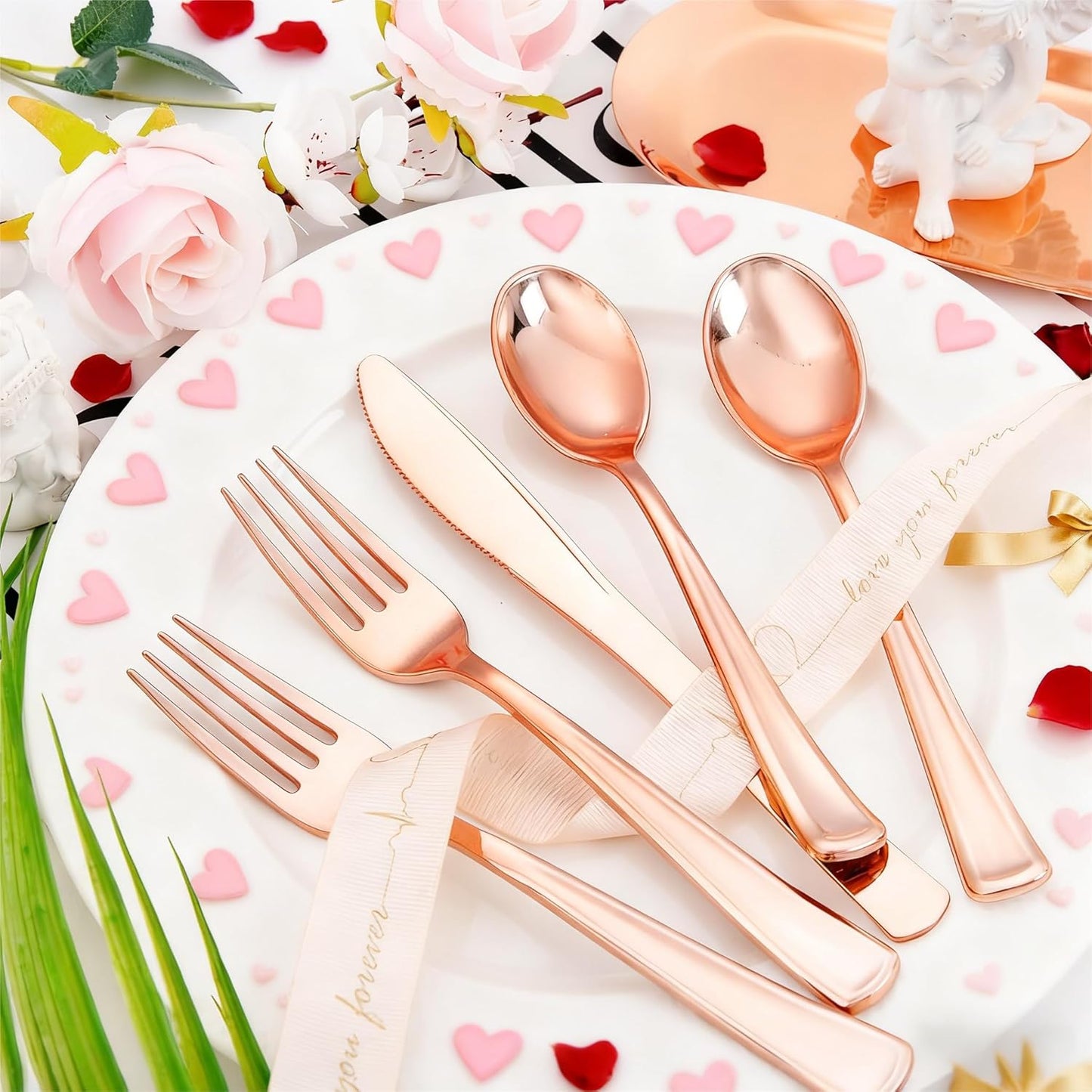 Liacere 100 Pack Silver Plastic Silverware-Pre Wrapped cutlery and Napkin-Pre Rolled Silverware Disposable 100 Forks, 100 Knives 100 Spoons, 100 Napkins Plastic Utensils＆Wedding