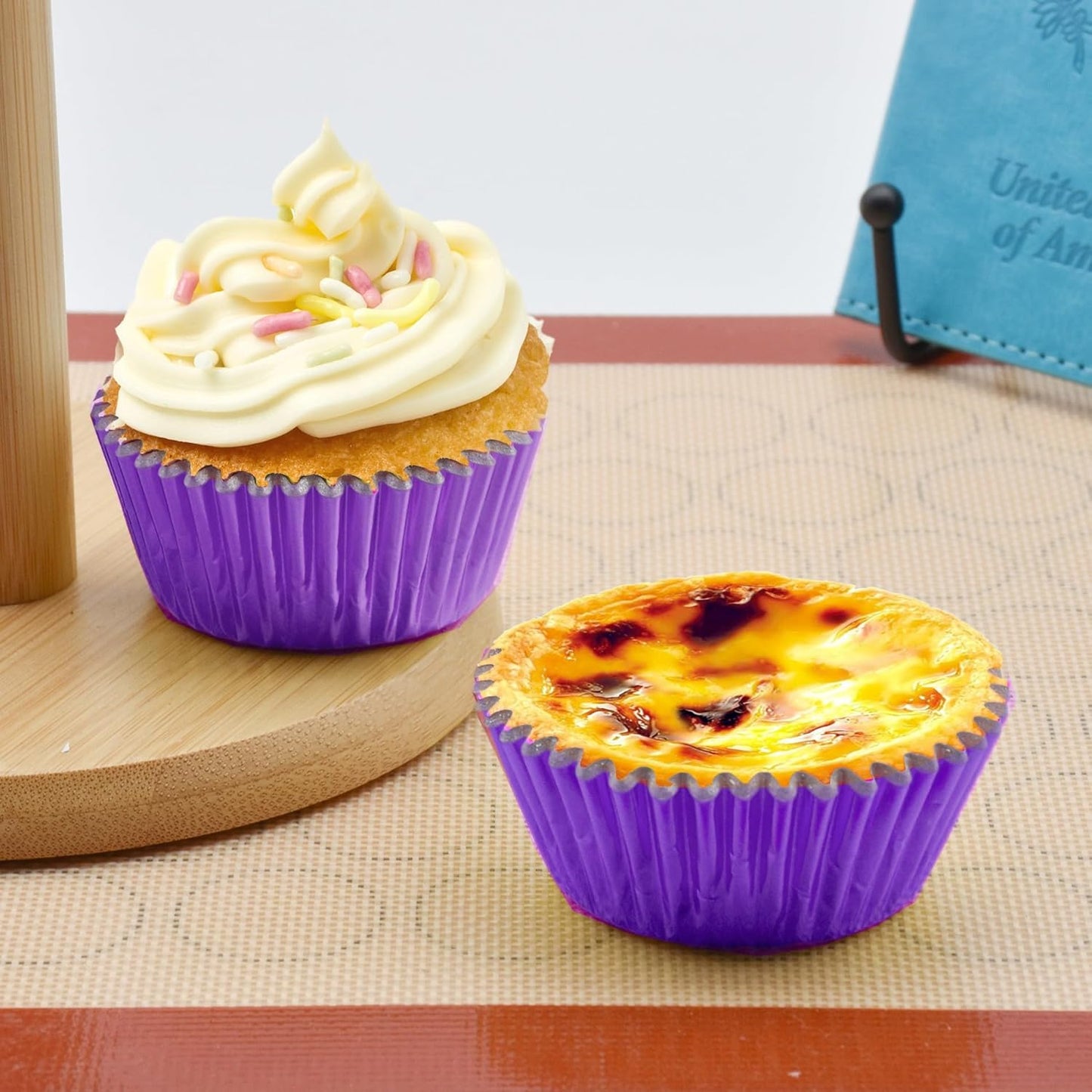 200 Pcs Gold Foil Cupcake Liners Standard Baking Cups Muffin Paper Cases