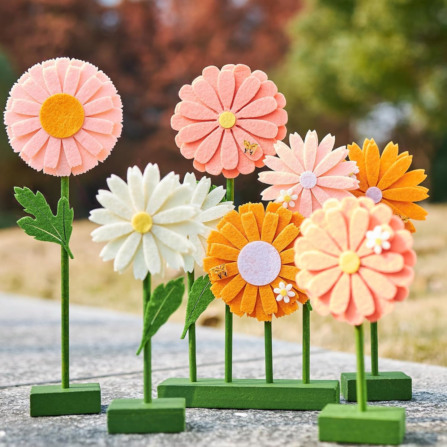 SUNBEAUTY 4PCS Honey Bee Honeycomb Centerpieces Decorations Yellow Bee Honeycomb Table Centerpieces with Sunflower Stickers for Baby Shower Birthday Gender Reveal Birthday Decoration
