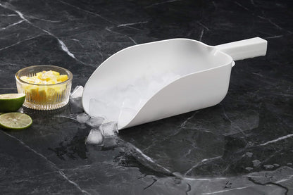 New Star Foodservice Commercial Grade Polycarbonate Plastic Utility Ice Scoop, White, 64 oz