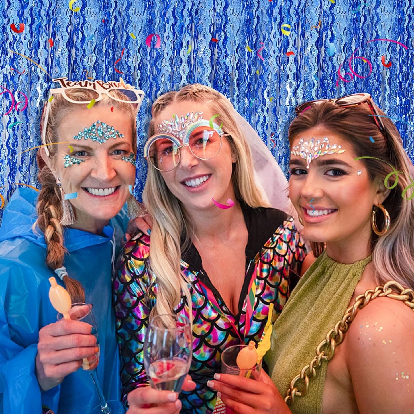 Tinsel Foil Fringe Curtains Wavy Backdrop for Parties Sparkle Metallic Wavy Foil Fringe Backdrop Curtain for Party Decorations Photo Booth Props for Birthday Graduation Wedding