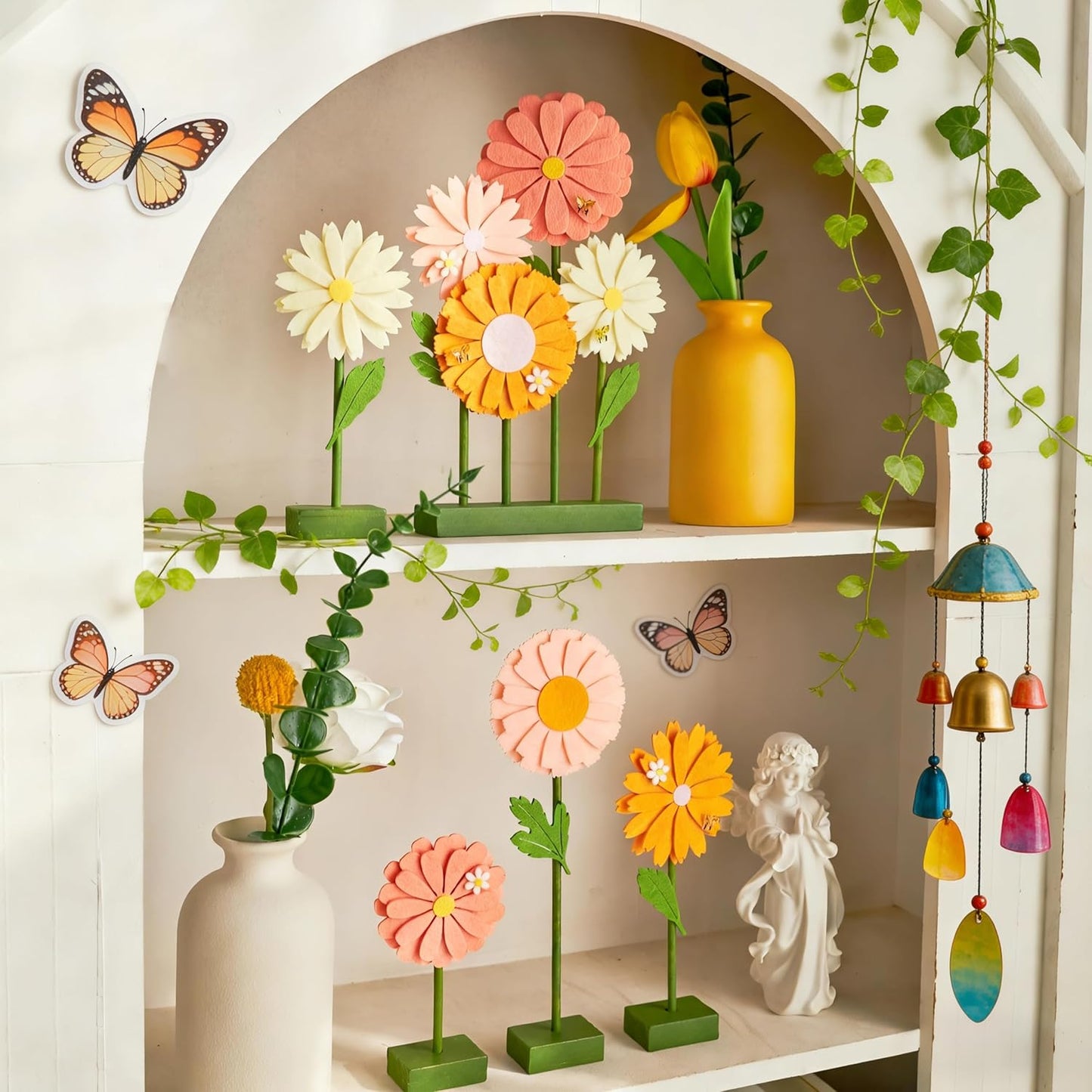SUNBEAUTY 4PCS Honey Bee Honeycomb Centerpieces Decorations Yellow Bee Honeycomb Table Centerpieces with Sunflower Stickers for Baby Shower Birthday Gender Reveal Birthday Decoration