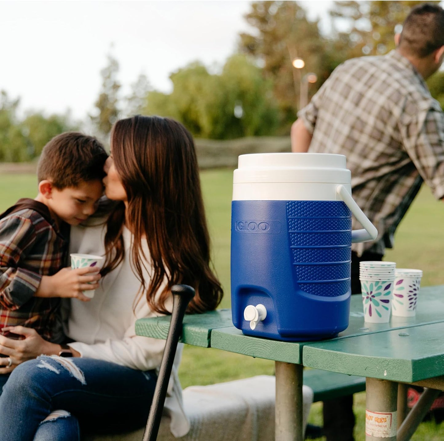 Igloo 5 Gallon Portable Sports Cooler Water Beverage Dispenser with Flat Seat Lid, Insulated Beverage Dispenser, Orange/White