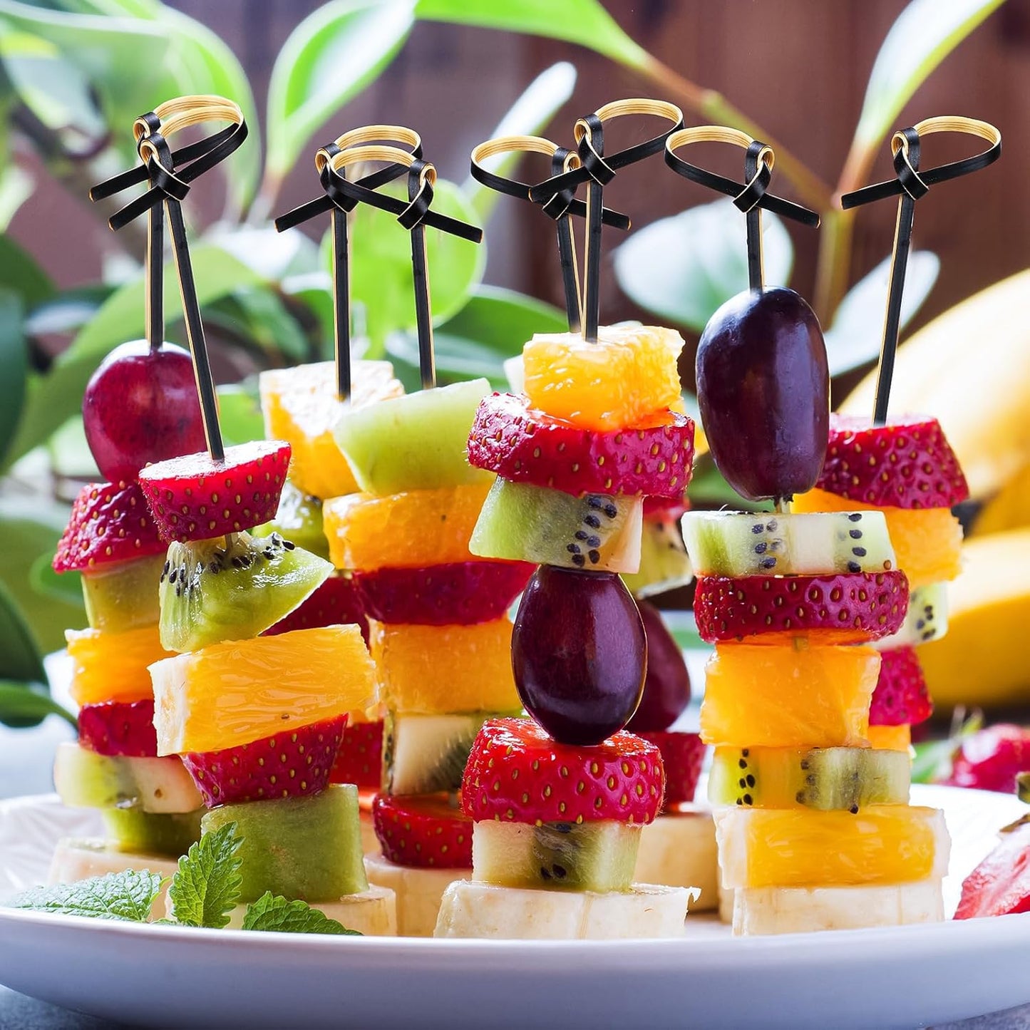 Meanplan 1000 Pcs Bamboo Cocktail Picks 4.72 Inch Bamboo Skewers Handmade Food Garnish Sticks with Looped Knot Fruit Toothpicks for Drinks Appetizer Cocktail Themed Party Snack(Green)
