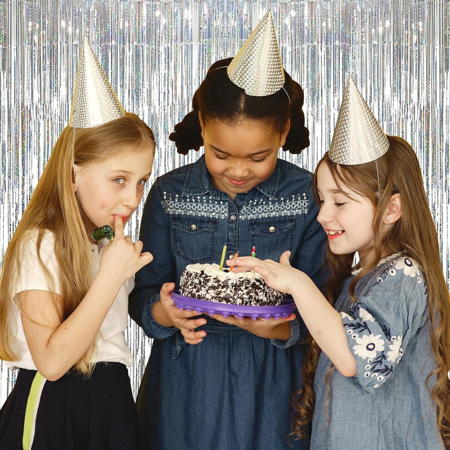 20 Pack Silver Foil Curtain Backdrop 3.2ft x 8.2ft Foil Fringe Backdrop Curtain Metallic Tinsel Foil Fringe Curtains Streamer Backdrop Curtains for Birthday Party Decorations Photo Booth (Silver)