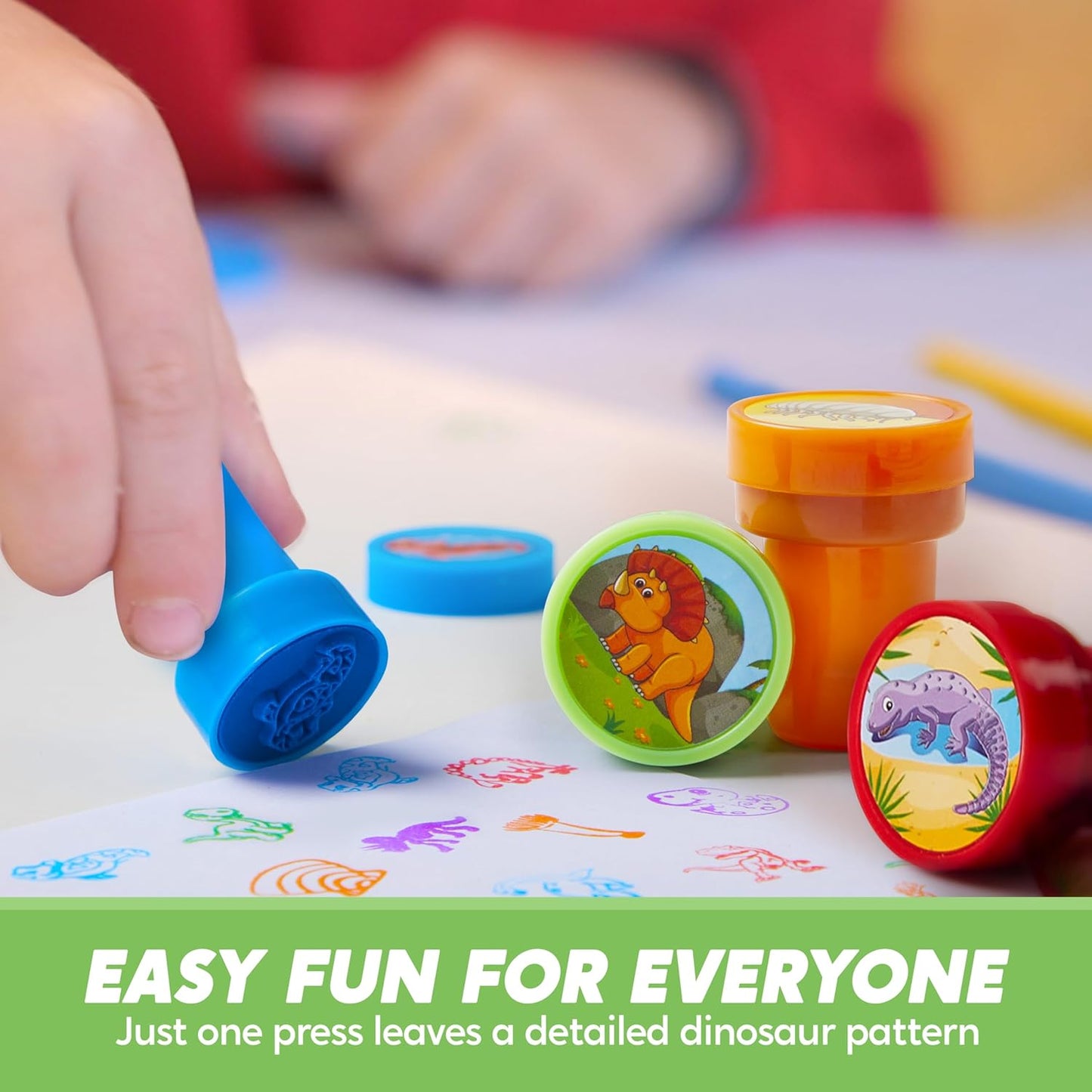 JOYIN 50 Pcs Assorted Stamps for Kids - Self-Ink Stamps with 50 Designs for Birthday Party Favor, Carnival Prizes, School Stampers, Goodie Bag, Classroom Treasure Box Toys (Zoo, Holiday Stampers)