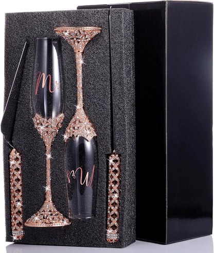Sratte 4 Pcs Wedding Cake Knife and Champagne Flutes Server Set, Toasting Crystal Rhinestone Champagne Flutes Glasses Cake Knife Pie Server Wedding Gifts for Couple Bride Groom(Gold)