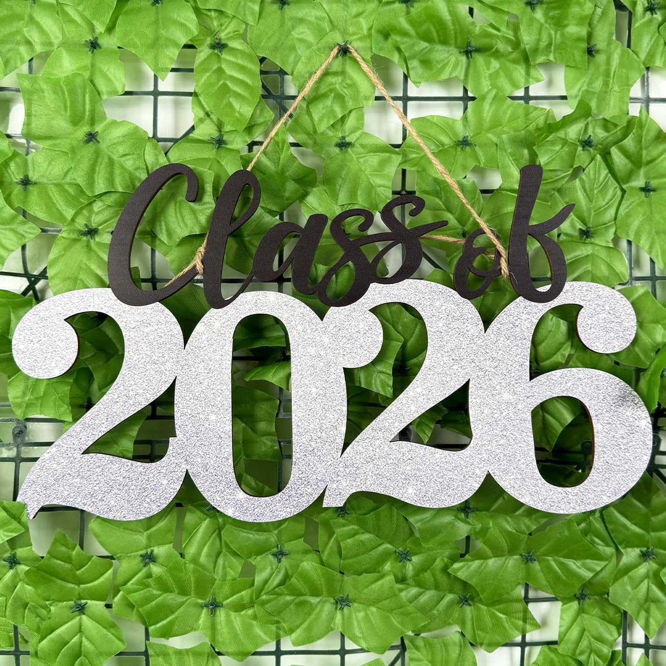 Class of 2026 Wooden Sign Graduation Party Decorations 2026 White Graduation Photo Booth Prop Senior2026 Sign for High School College Party