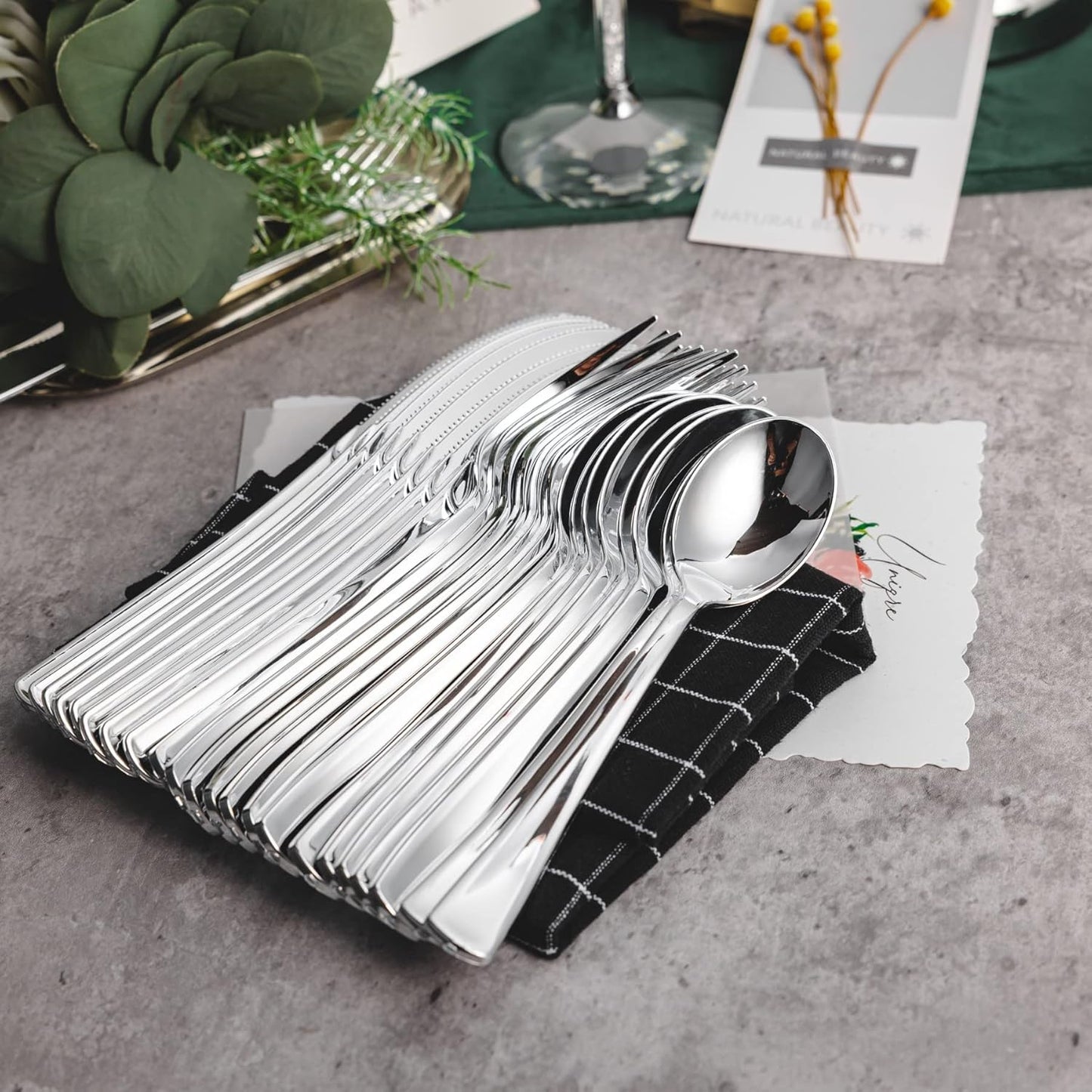 N9R 200 PCS Gold Plastic Silverware - Disposable Gold Plastic Silverware Cutlery Set, 100 Forks, 50 Spoons, 50 Knives for Party, Birthday, Wedding