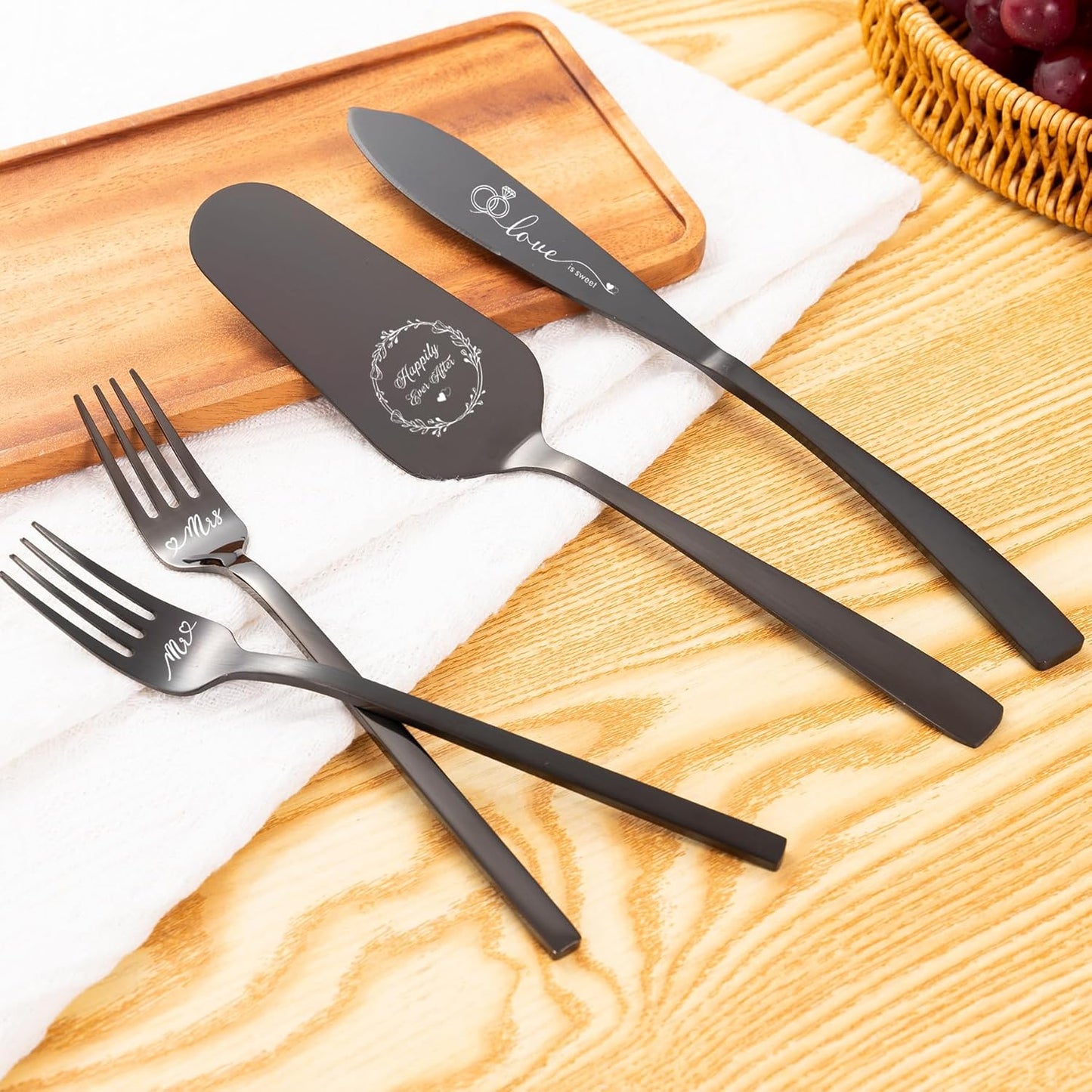 Cake Cutting Set For Wedding, Wedding Cake Knife And Server Set, Mr And Mrs Forks And Cake Cutter Set For Wedding, Bridal Shower Gifts, Engagement Gifts For Couples (Silver)