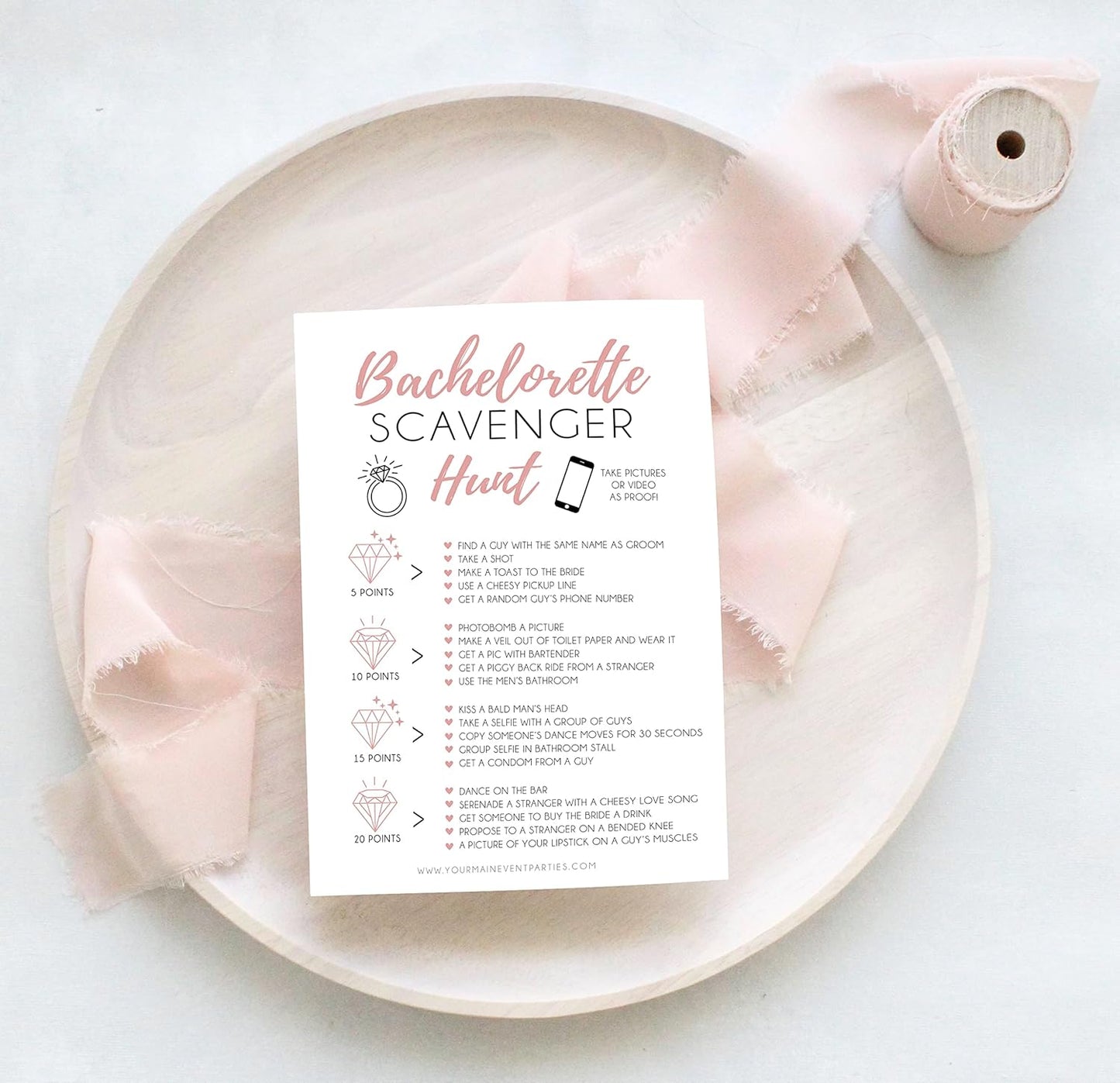 Your Main Event Prints 25 White Bachelorette Scavenger Hunt Party Games, Drinking Game and Dares, Fun Novelty Cards for Girls Night Out