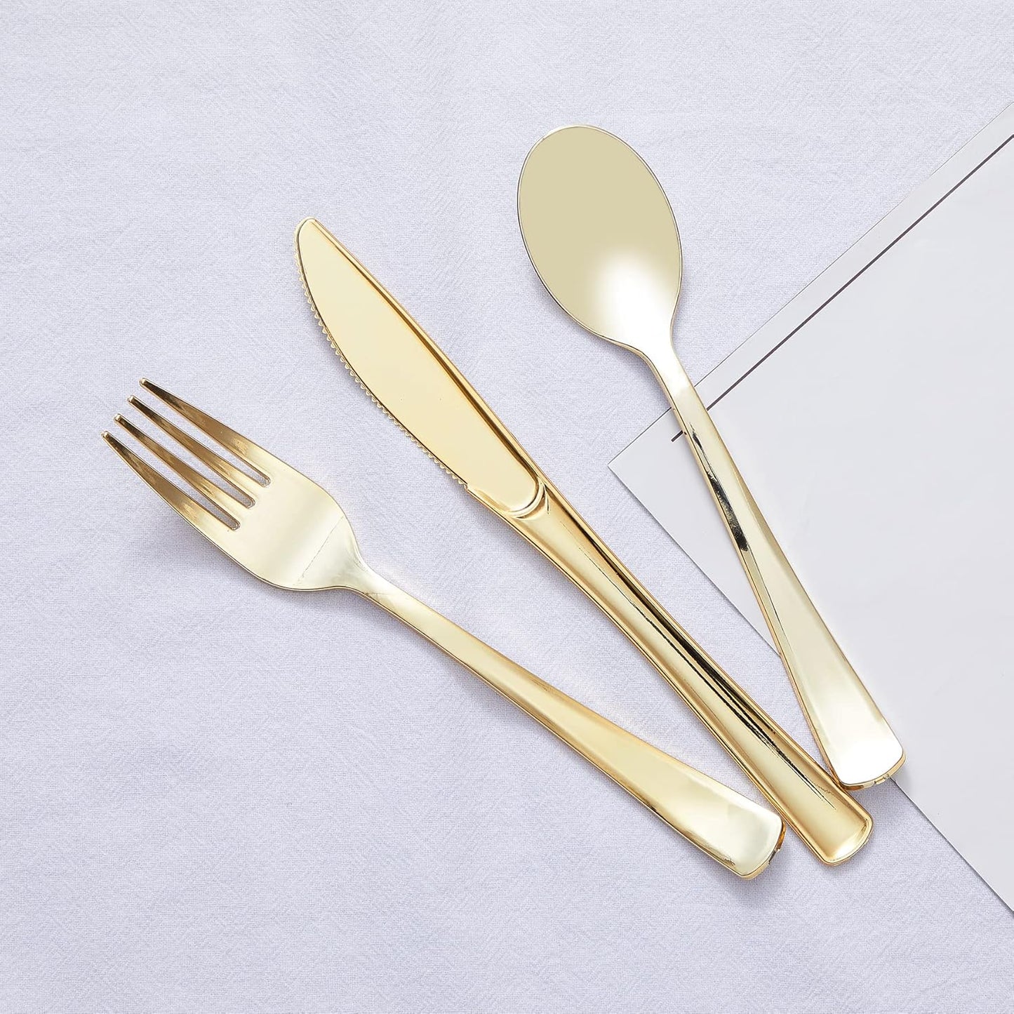 N9R 60PCS Gold Plastic Silverware - Gold Plastic Cutlery Set Disposable Flatware Dinnerware -30 Forks, 15 Spoons, 15 Knives for Party, Thanksgiving, Christmas