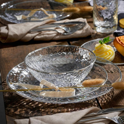 R-kay 100 Pack Clear Plastic Plates - 6.25 IN Hammered Gold Rimmed Sturdy, Durable And Extra Heavy duty Gold Plastic Dessert Plates Disposable - Ideal For Appetizer And And For Desserts.