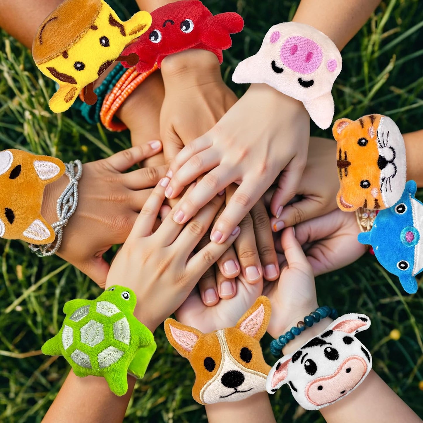 XIPEGPA 16 PCS Stuffed Animal Slap Bracelets Set Animal Farm Ocean and Jungle Plush Slap Bracelets Cute Wrist Band Toy for Party Favors 16 Styles