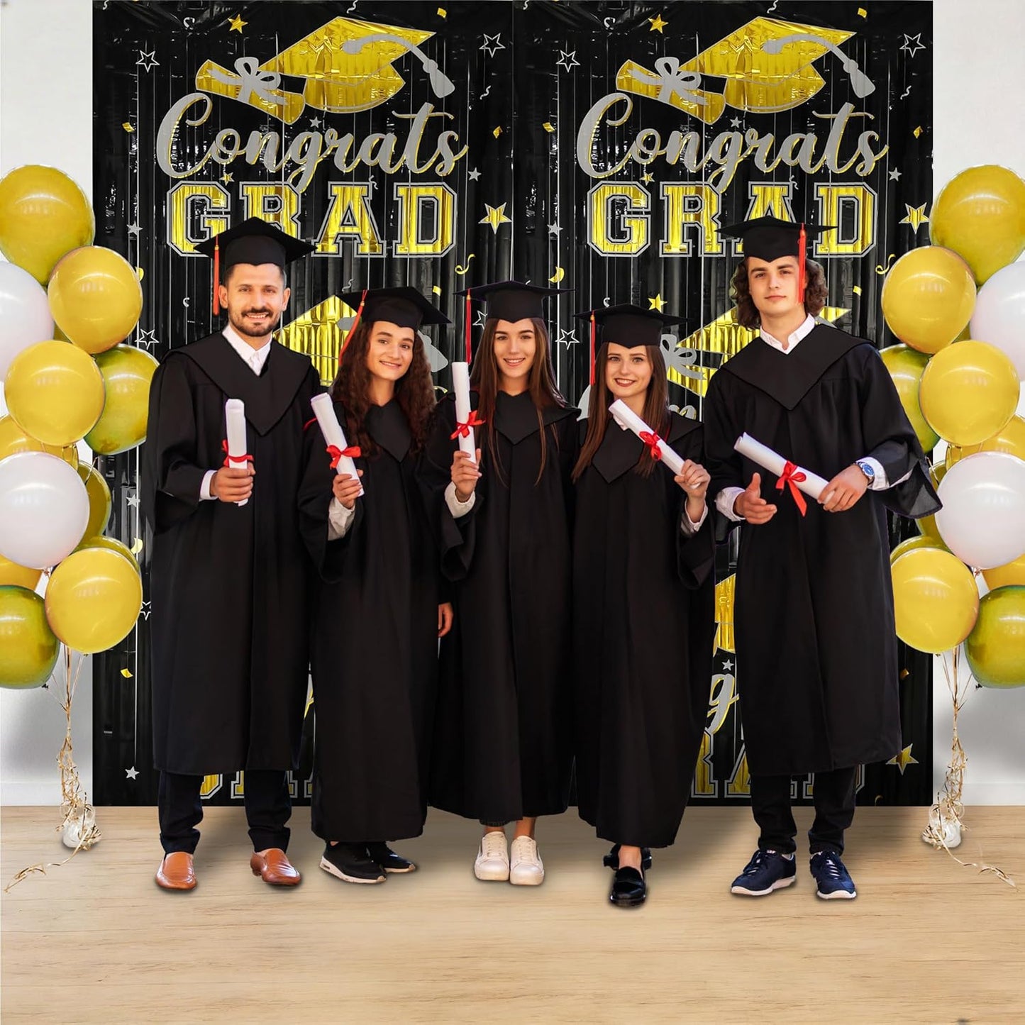 Gradution Party Suppiles Backdrop Decoration 2026, Claas of 2026 Streamer Tinsel Foil Fringe Curtains, Photo Booth Prop Backdrop, Black Grad Photo Backgrounds